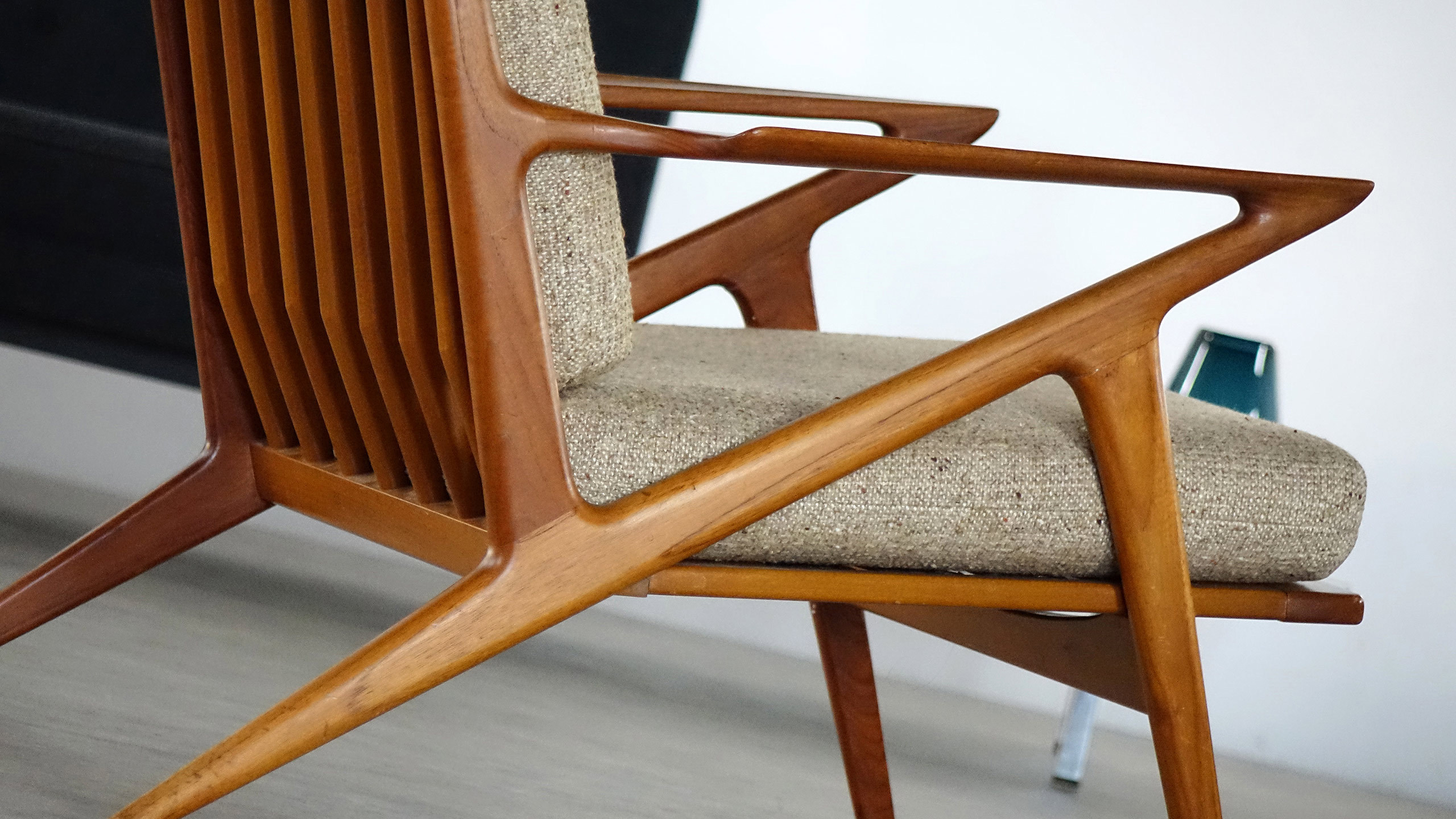 Danish Modern Z Lounge Chair by Poul Jensen & Selig